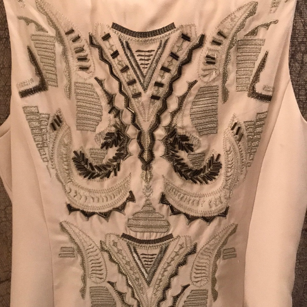 Alaya white aztec dress size M - Picture 3 of 3